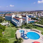 グランド オントゥール チェシメ ホテル Çeşme