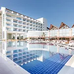グランド オントゥール チェシメ 5* Çeşme