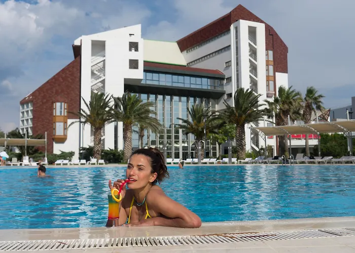 Grand Ontur 5* Çeşme