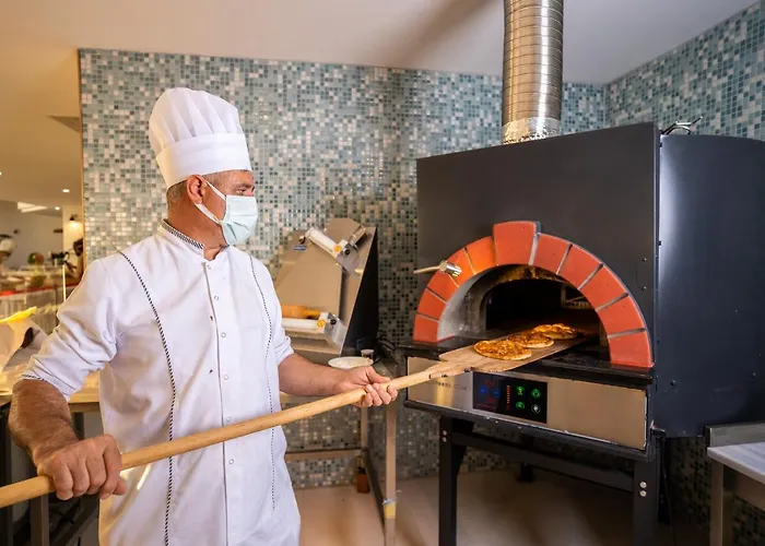 Grand Ontur Szálloda Çeşme