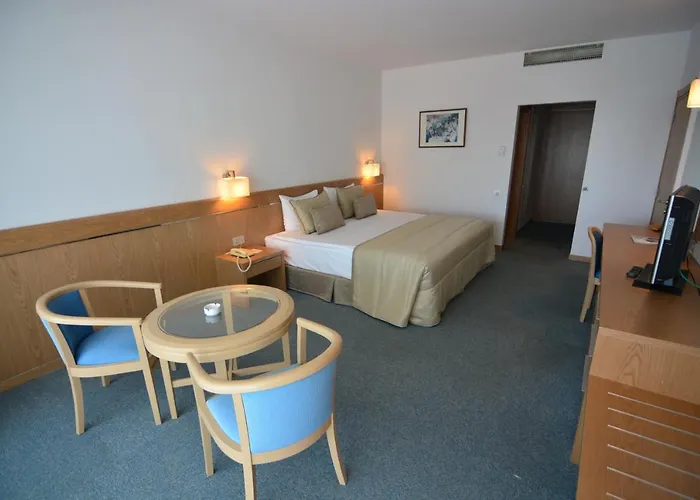 Готель Grand Ontur